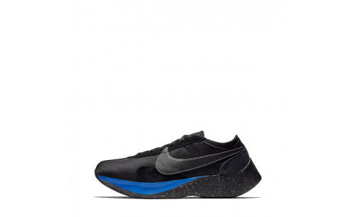 NIKE Baskets Nike MOON RACER QS