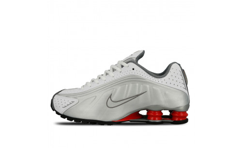NIKE Baskets Nike SHOX R4