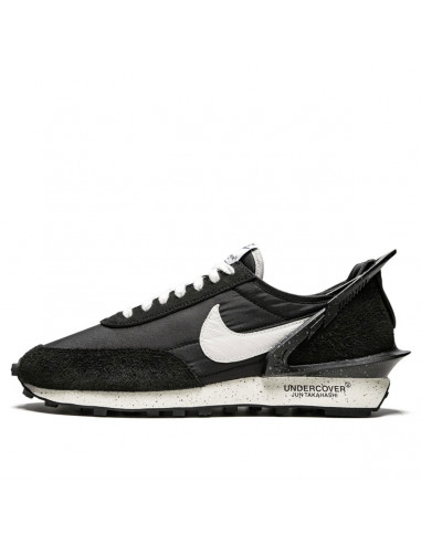 NIKE Basket Nike DAYBREAK UNDERCOVER