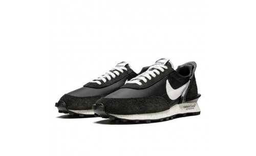 NIKE Basket Nike DAYBREAK UNDERCOVER 2
