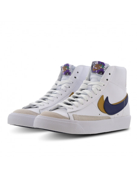 NIKE Basket Nike BLAZER MID '77 SE Junior