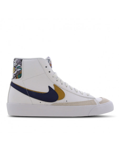 NIKE Basket Nike BLAZER MID '77 SE Junior