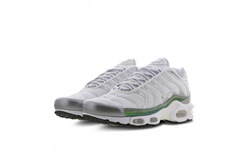 NIKE Basket Nike AIR MAX PLUS 2