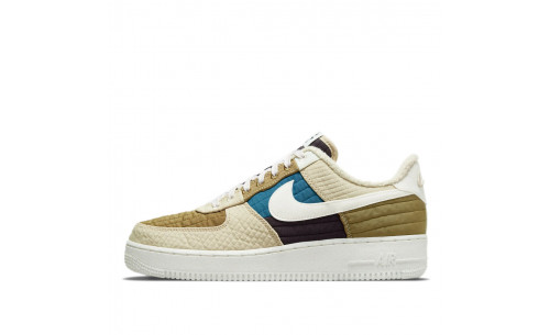 NIKE Basket Nike AIR FORCE 1 07 PRM LX