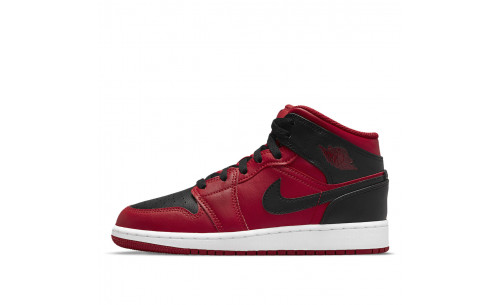 NIKE Basket Nike Air JORDAN 1 MID GYM
