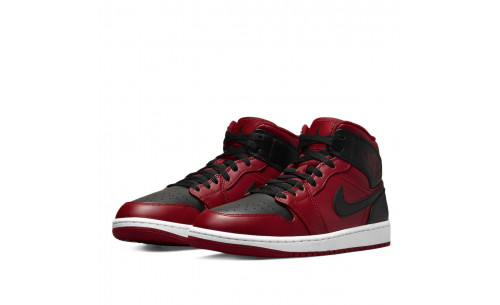 NIKE Basket Nike Air JORDAN 1 MID GYM 2
