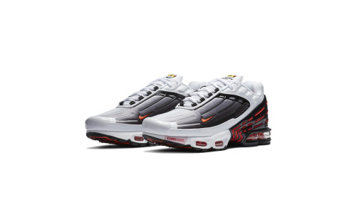 NIKE Basket Nike AIR MAX PLUS 3 2